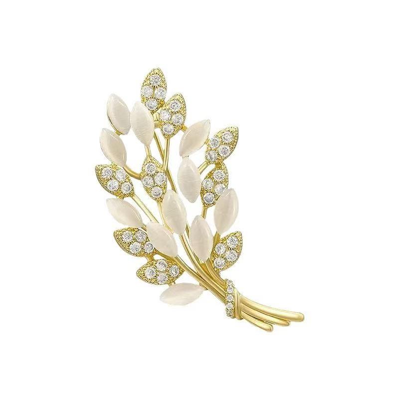 

High-End Wheat Ear Cat s Eye Brooch: Elegant Women s Light Luxury Pin for Niche Design Clothing