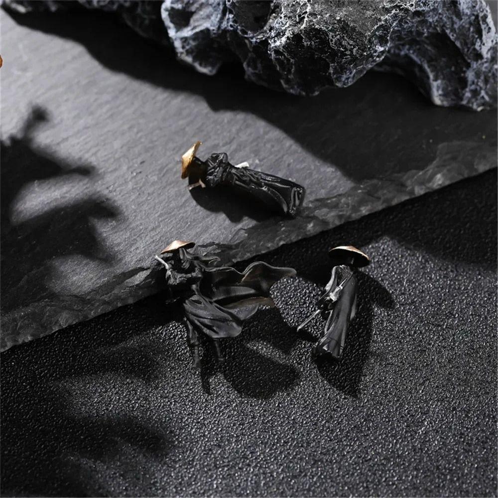 Creative Chinese Swordsman Figure Waterproof Statue Ornament Craft Garden Miniatures  Bedroom