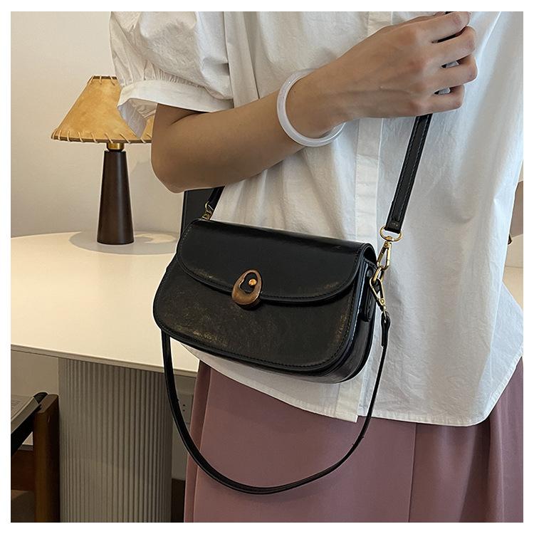 Vintage Leather Saddle Lady Underarm Bag Versatile Women's Crossbody Shoulder Bag 2025 New Designer Purses and HandBags