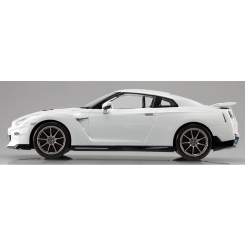 Aoshima Bunka Kyozai 1/32 Scale Rakupla Snap Kit No.03-BW Nissan R35 NISSAN GT-R 2024 Brilliant White Pearl Plastic Model Kit (Automobile)