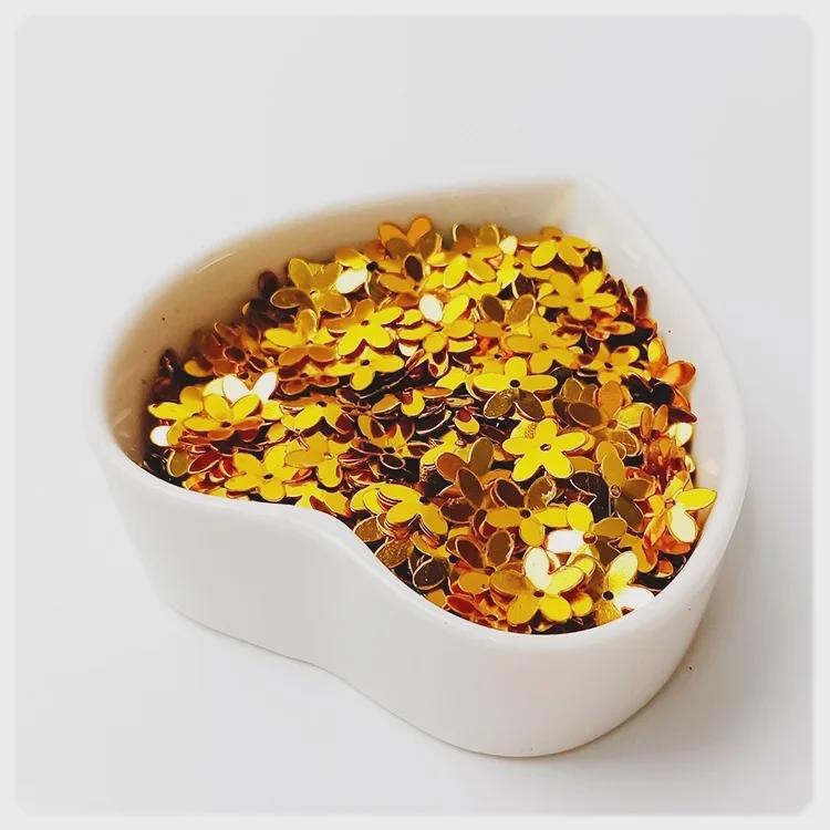 Yaleduo 10mm Wklęsła Koralik Śliwkowy Pięciopłatkowy Cekin do DIY Kostiumów Dziecięcych i Haftu.