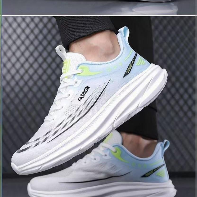 New Gradual Change Men's Shoes Summer Mesh Soft Sole Comfortable Breathable Lightweight Running Shoes Fashion Sports Shoes