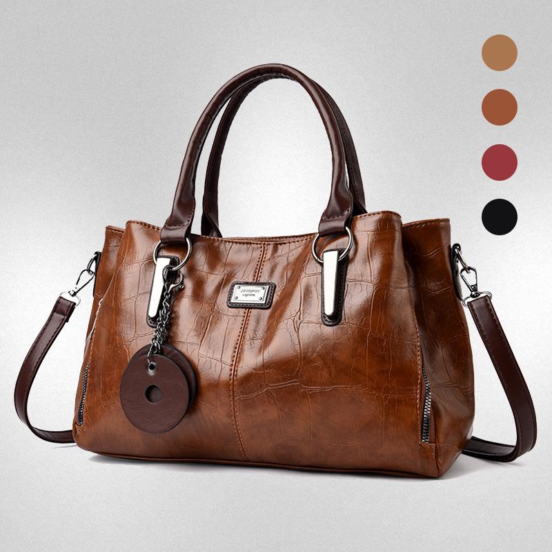 Retro European and American Style Women's Bag, Large Capacity, Soft Leather, Color-blocked, Handbag, Crossbody Bag, Commuter Bag.