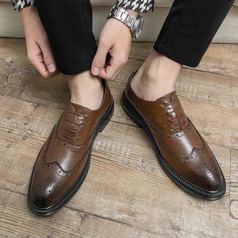 Fashion Men Oxfords Brogue Shoes Classics Men's Formal Shoes Casual Business Flats Dress Party Wedding Footwear Zapatillas Para Hombre