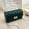 Fashion pearl shoulder jelly bag, women's versatile diamond lipstick change bag, one piece.