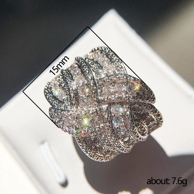 Best-selling fully set sapphire blue zircon ring, European and American women's exaggerated engagement ring