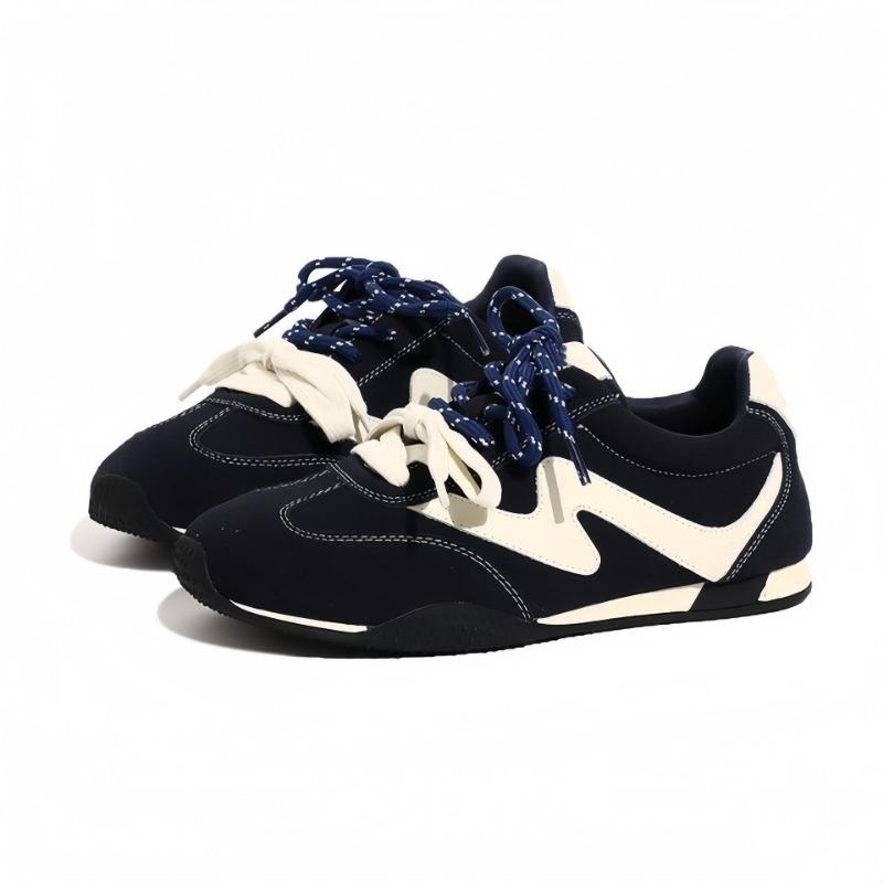 Retro red splicing flat bottom women's new comfortable and light feet small leisure sports