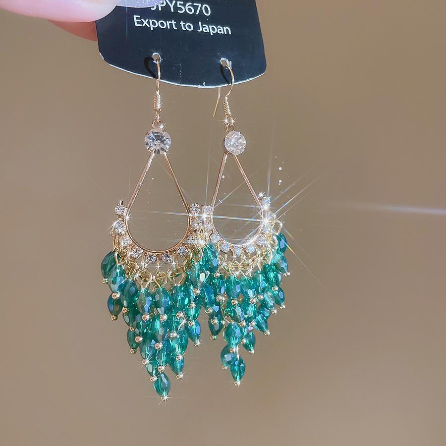 Роскошные серьги с хрустальной бахромой: Европейский и американский дизайн с сияющей элегантностью