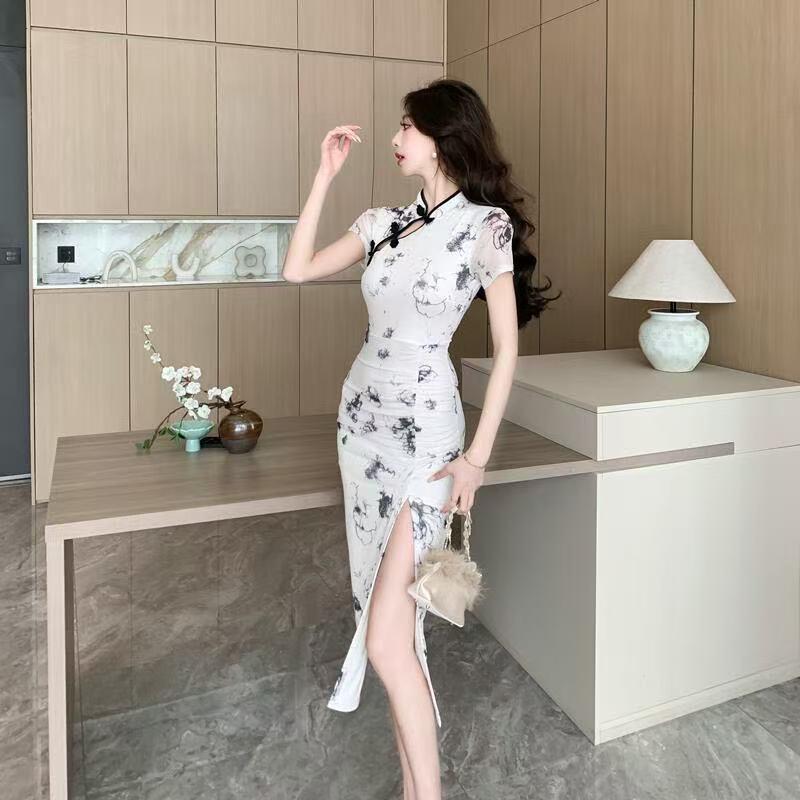 Chinese Retro Cheongsam Mid-Length Skirt - Slimming, High-Grade, Pleated, Hip-Wrapped Dress for Girls
