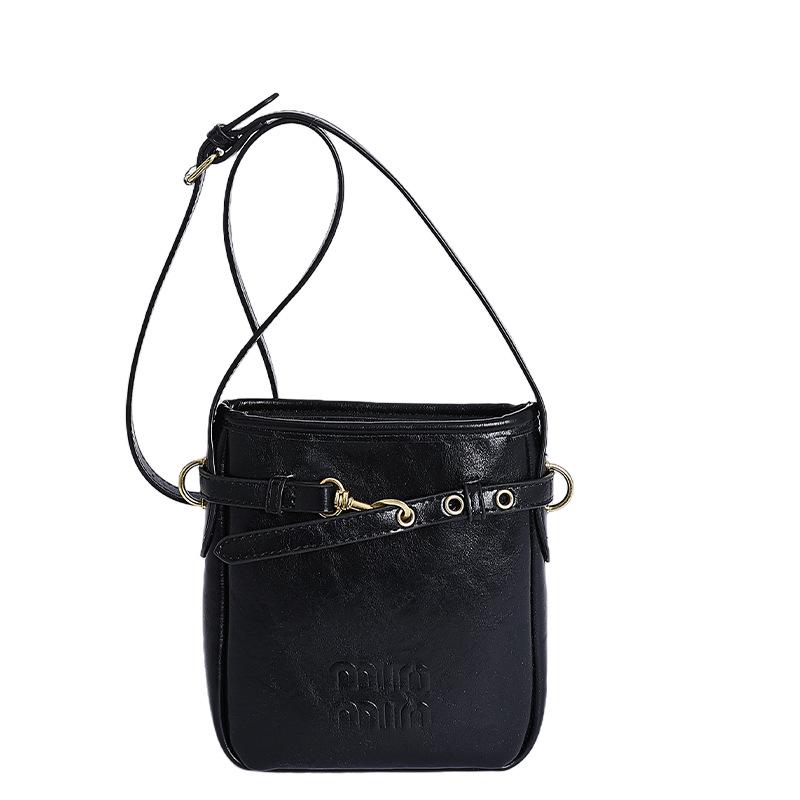 

Осенняя ретро сумка сумка-мессенджер женская новая простая маленькая квадратная сумка простая универсальная на одно плечо подмышечная сумка для мобильного телефона