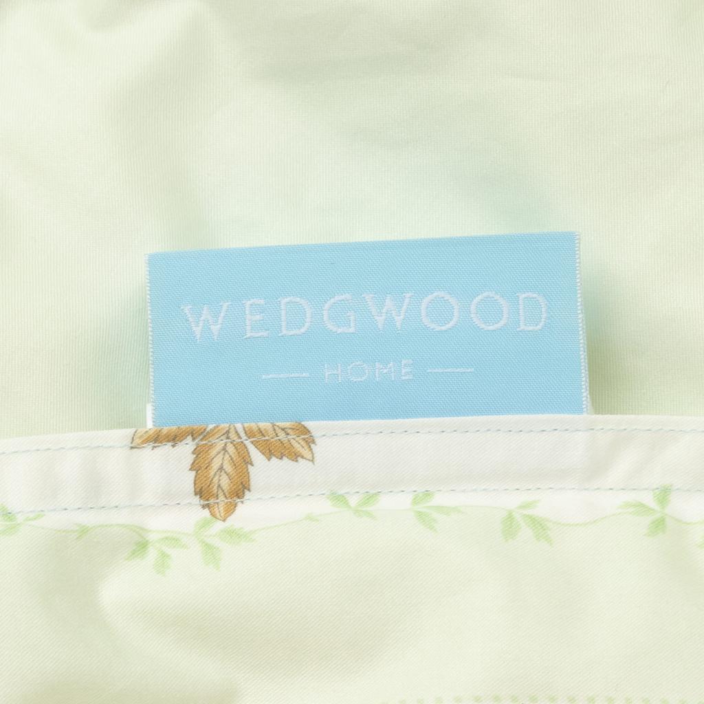 Nishikawa Wedgwood Down Half Blanket, 150x100cm, Washable, 50% White Duck Down, Wild Strawberry Pattern, Soft, Made In Japan, Green, AA77600003