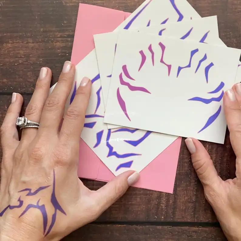 K-Pop Dämonenjäger Temporäre Tattoos - Rumi & Jinu Set für Cosplay & Halloween | HUNTR/X & Saja Boys Designs