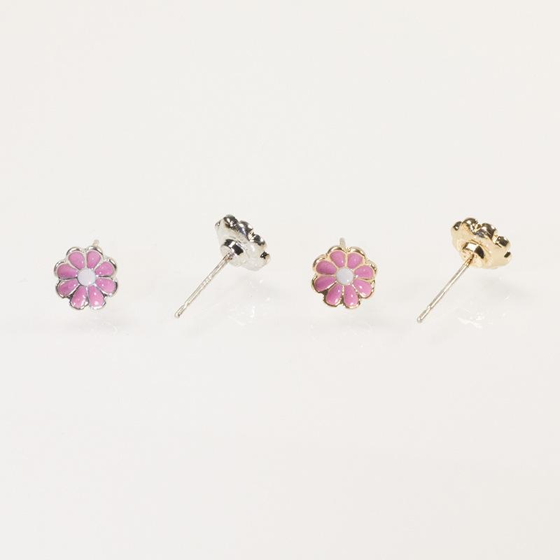 Silbernadel süßes Ölblumen-Mädchen-Steckohrringe, neue trendige Nischen-kleine Gänseblümchen-Cartoon-Ohrringe