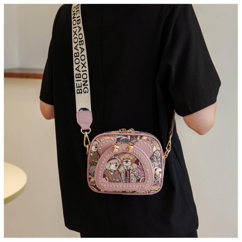 BEIBAOBAO New Canvas Embroidered Small Square Bag Cute Cartoon Small Bear One Shoulder Bags Fashionable Exquisite Design Rivet Women's Messenger Bag