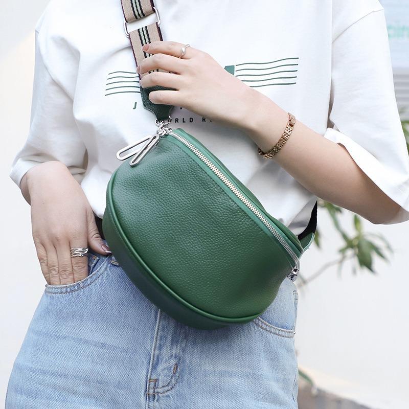 Leather Women's Bag First Layer Cowhide Saddle Bag Women's Bag New Trendy Fashion Casual Breast Bag Shoulder Messenger Bag