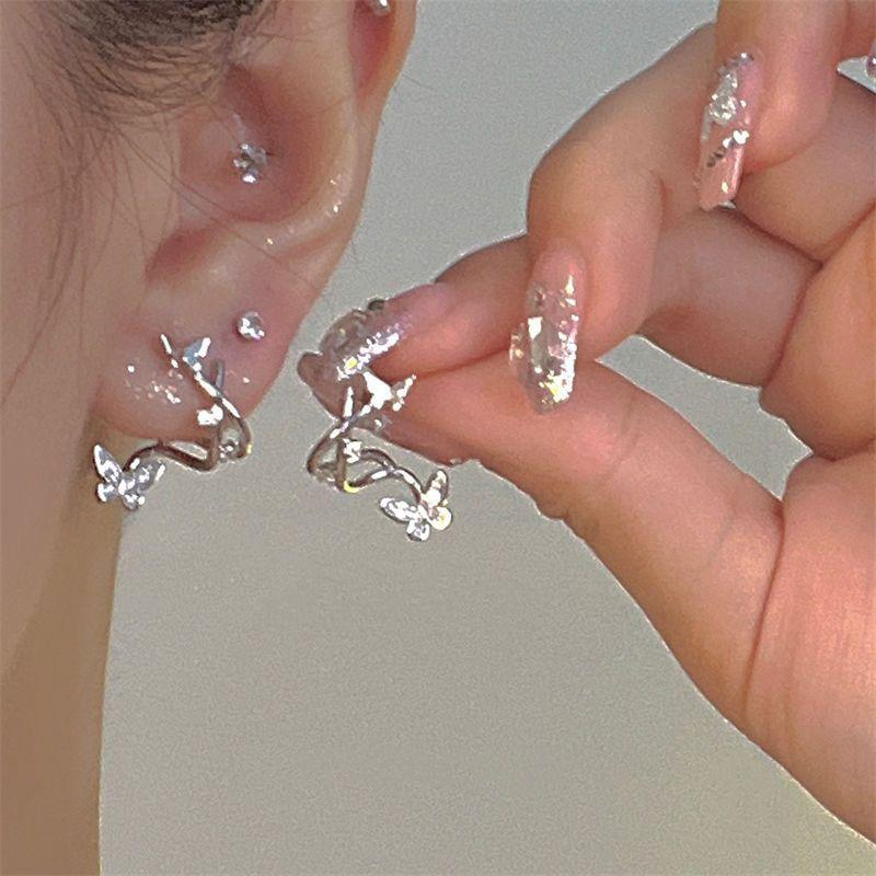 Korean Style Butterfly Ear Cuff: Elegant, Luxury, No-Piercing Earrings for Women.