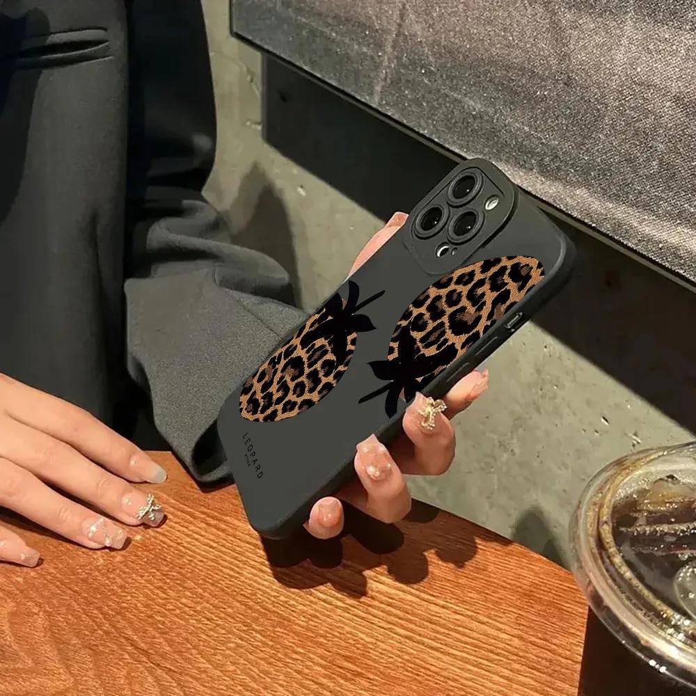 Leopard Print Strawberry Soft Silicone Case For iPhone 16 15 12 13 11 14 Pro Max 16 15 14 Plus Shock-proof Camera Cover