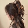 New Red Velvet Bow Hair Clips Autumn Winter Women Hair Claw Clip French Elegant Hairpin Hair Accessories Female Headwear Gift