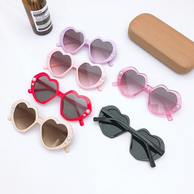 Brillen en accessoires – Zonnebrillen