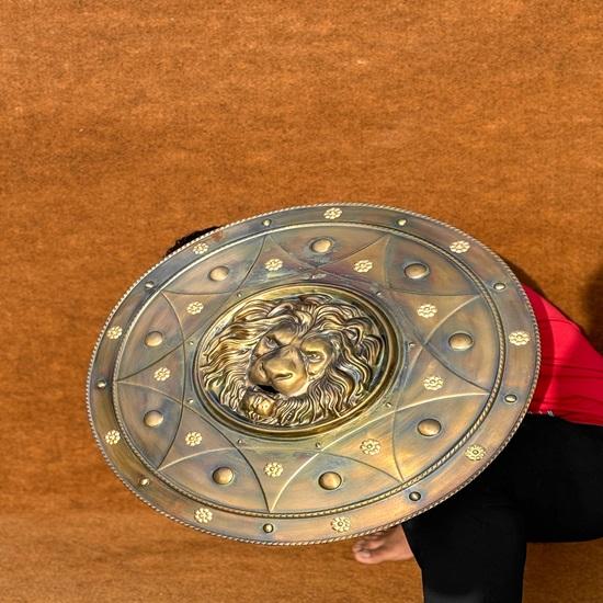 60,96 cm Cavaleiro Leão Escudo Autêntico Réplica de Armadura para Cosplay LARP Pronto para Batalha Escudo de Exibição Halloween Natal Ideia de Presente