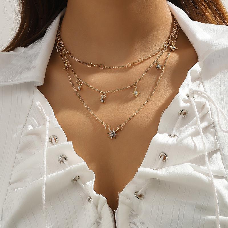 

Retro Minimalist Eight-Pointed Star Layered Pendant Necklace