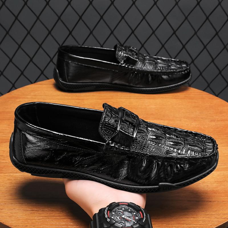 Fashion 2024 NEW Leather Men Casual Shoes Mens Loafers Moccasins Breathable Slip on Black Driving Shoes Crocodile pattern Doug shoes