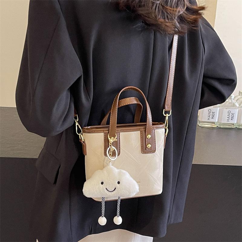 Hand Bag Women's New Versatile Small Square Bag Shoulder Messenger Bag