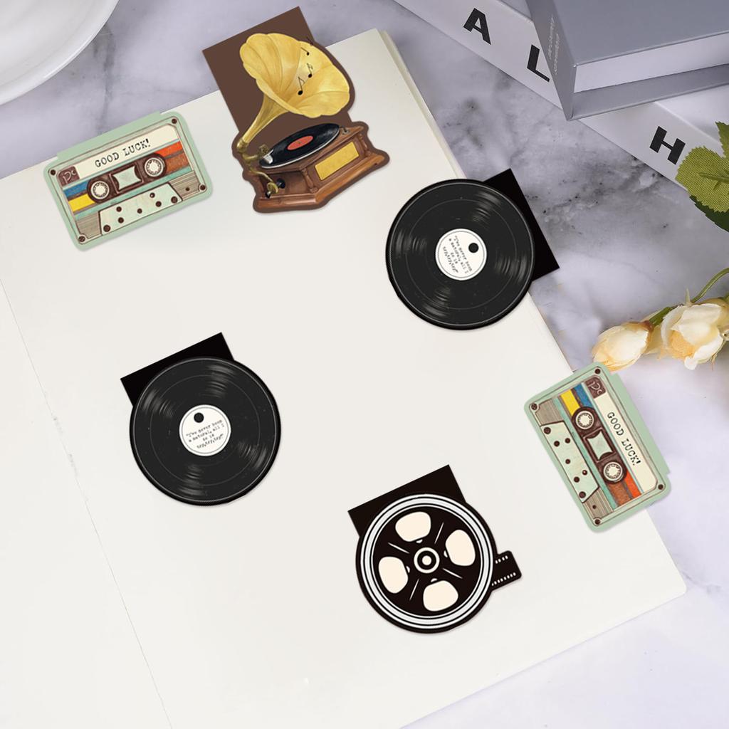 4pcs Retro Painting Bookmark for Books Vintage Items Veiws Magnetic Page Clips Book Marker Unique Reading Gift