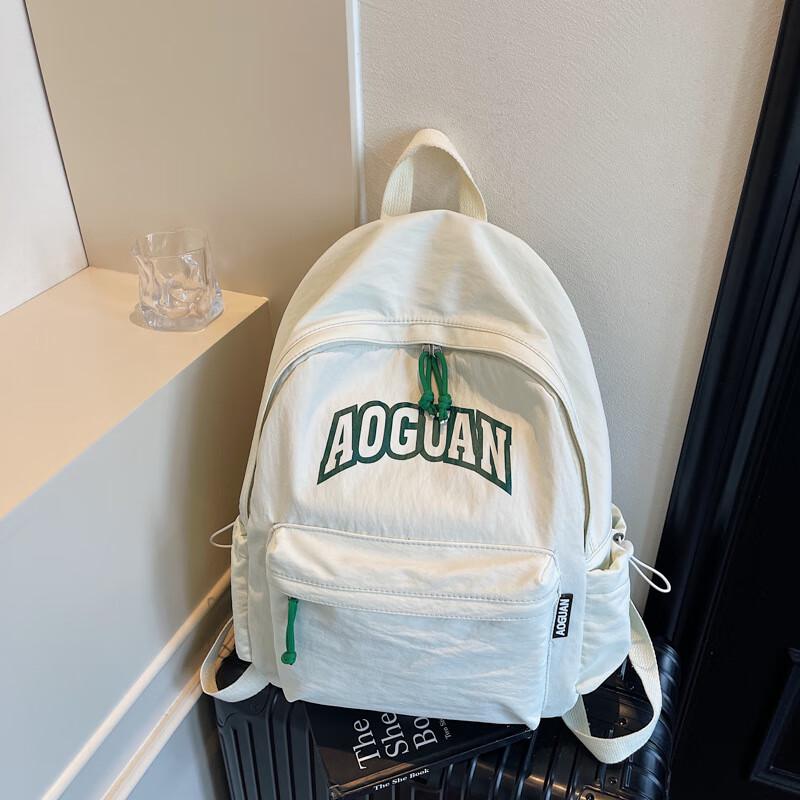 OEING Lightweight Outdoor Backpack