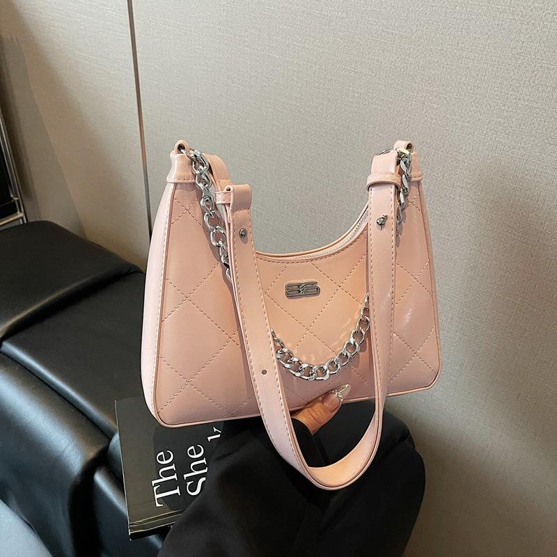 Versatile chain small bag women's new fashion diamond underarm bag summer simple commuter shoulder bag