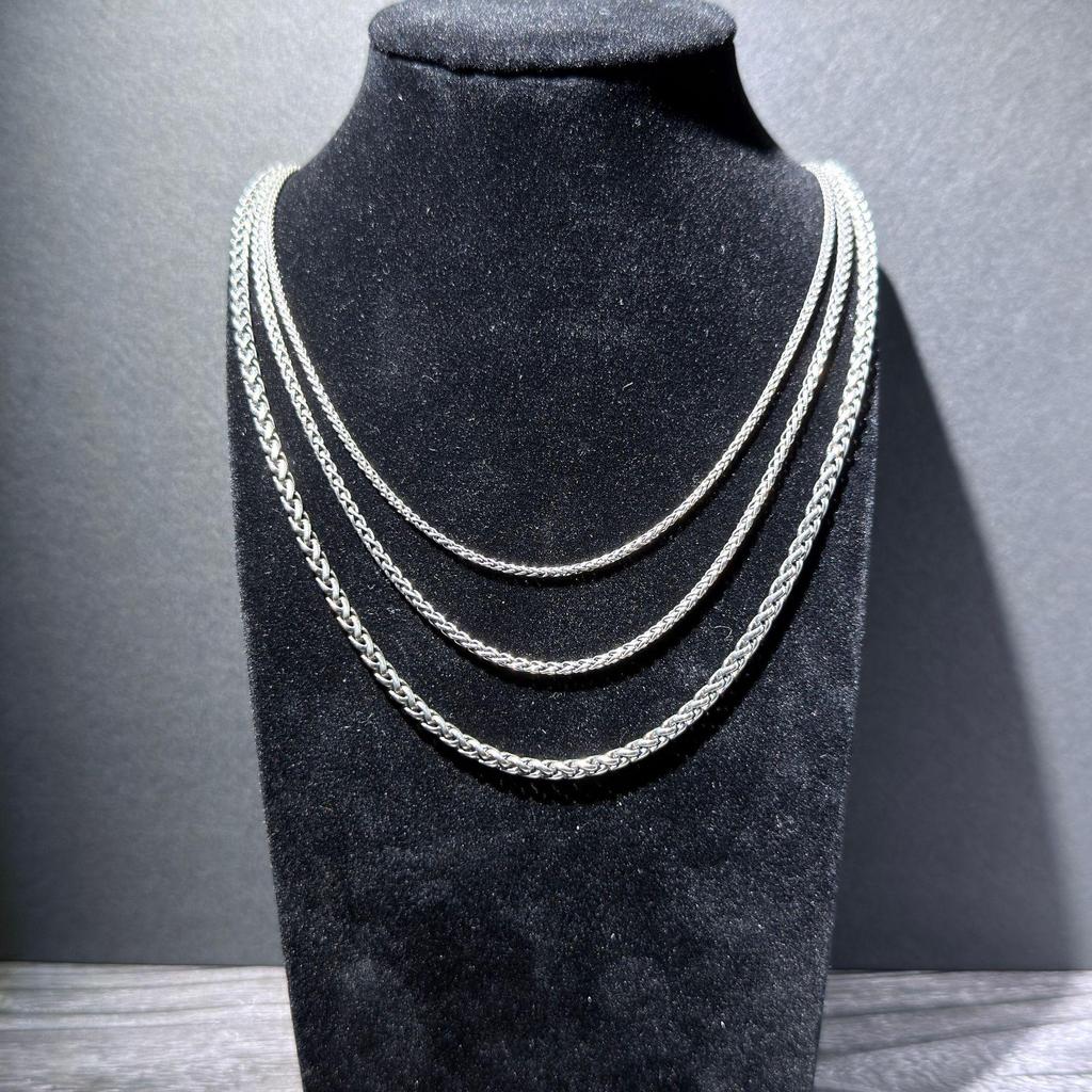 S925 Sterling Silver Round Chopin Chain Necklace for Men - Niche Design, Versatile, Light Luxury Style, Long Sweater Chain for Autumn and Winter.