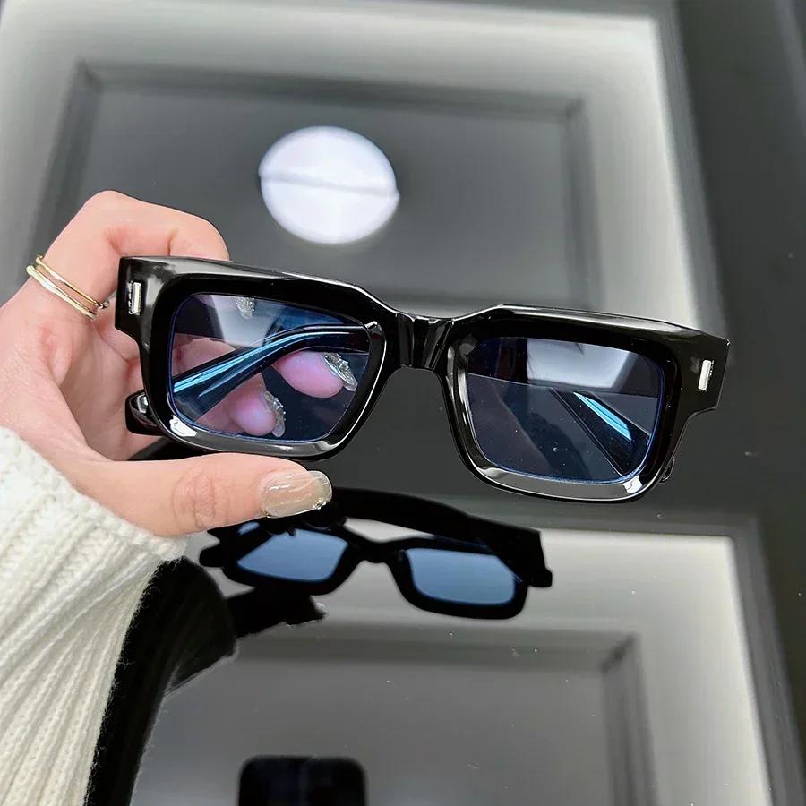 Retro Square Fashion Sunglasses Women Men Vintage Style Casual Trendy Small Female Male