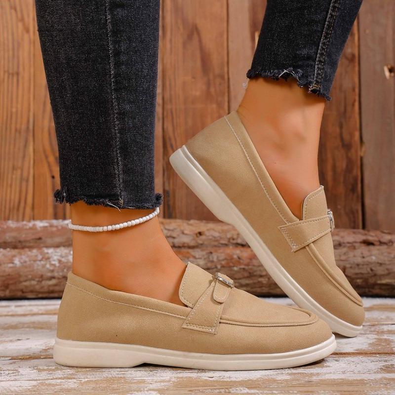 Women's Plus Size Low Top Slip on Retro Flat Shoes Spring Autumn New Metal Buckle Shoes