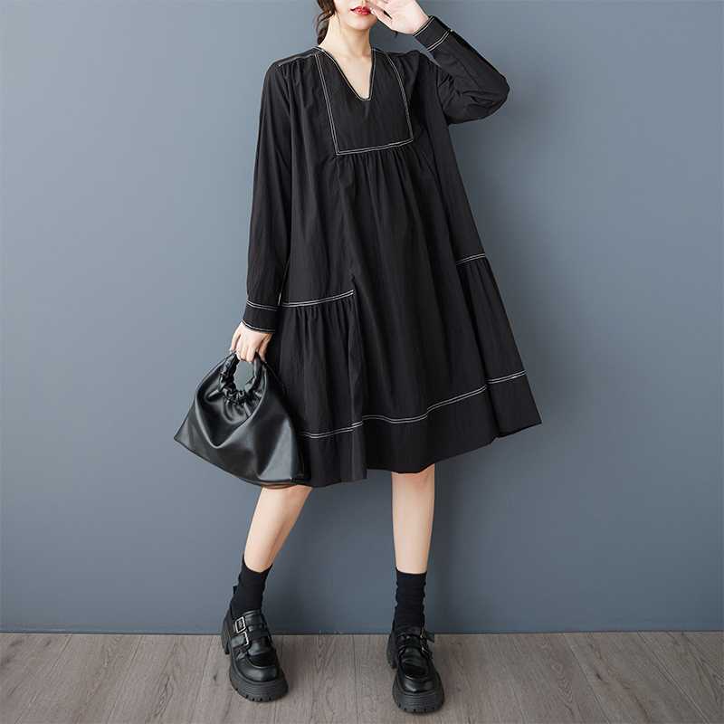 Spring New Loose Dark Design Style Transparent Pleated Patched Concealing Fat and Slimming Dress with V-neck