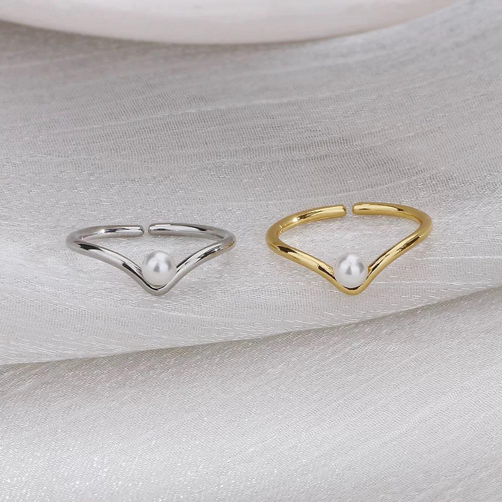 

Женское кольцо на указательный палец в форме V с жемчугом - Элегантный и современный дизайн Platinum Color