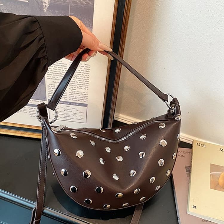 Rivet Crescent Armpit Bag Shoulder Messenger Women's Bag
