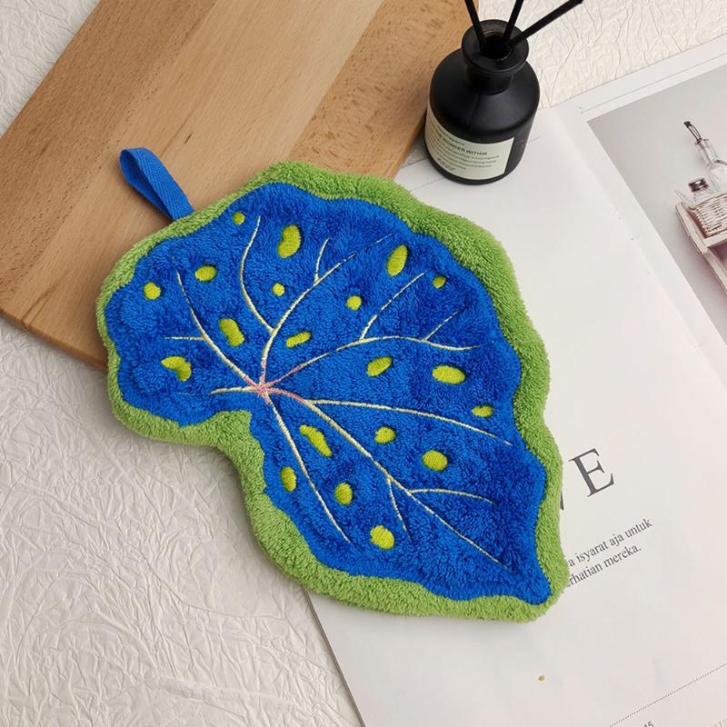 

Imitation Leaf Absorbent Hand Towel Plant Pattern Hanging Towel Kitchen Bathroom Cleaning Cloth as the picture