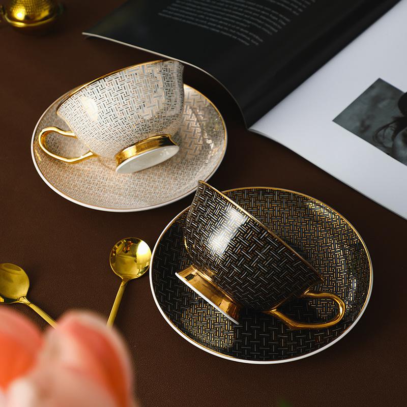 Jinge Set Tazza da Caffè e Sottotazza in Ceramica Ossea Europea Set da Tè Pomeridiano Britannico Retro Scatola Regalo Tazza da Tè Regalo