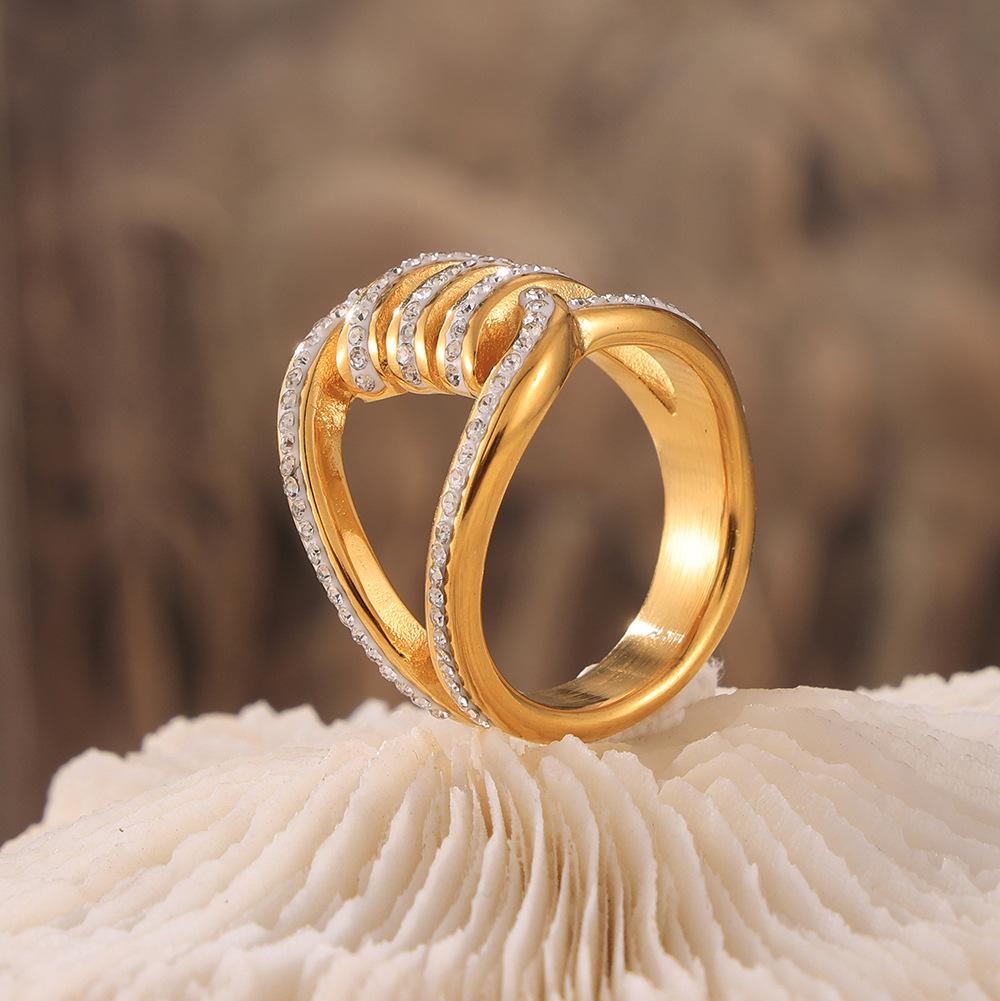 Hepburn Style New Geometric Double-Layer Splicing Ring Titanium Steel Plated 18K Gold Studded With Diamonds Fashion Ring