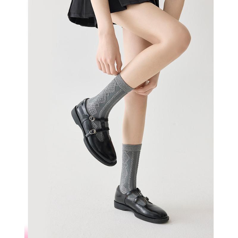 Female Spring and Summer All Kinds of Stereo Relief Anti Woven Boneless Cotton Socks