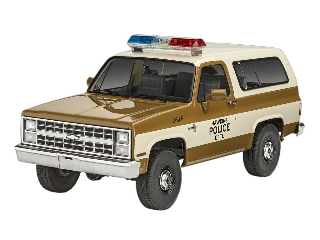 German Revell Stranger Things Chevrolet K5 Blazer Scale Plastic Model Kit 07724 '85 1/25 (Automobile)
