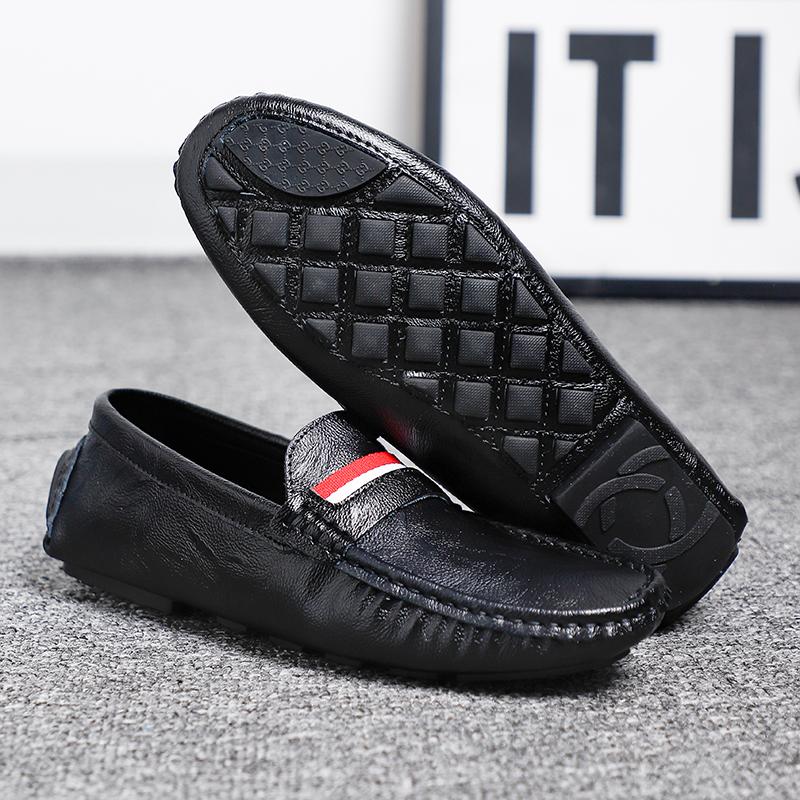 Fashion Korean Version Leather Flats Casual Shoes Fashion Business Loafers Men Formal Shoe Designer Moccasins Lightweight Driving Shoes