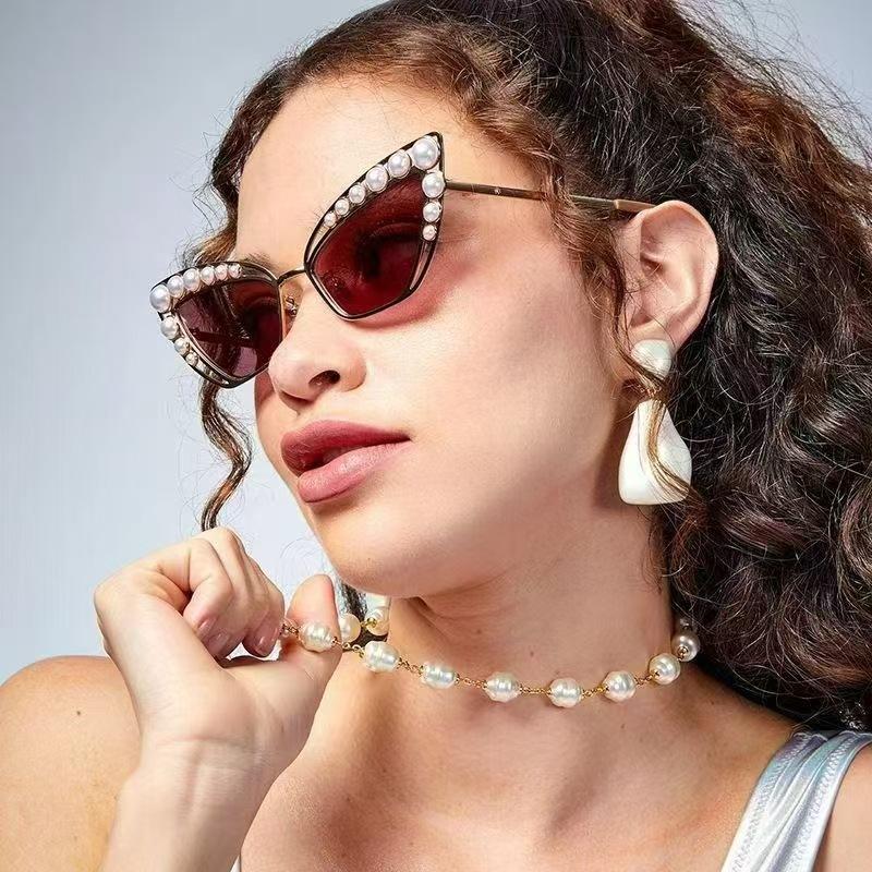 European American Style Women Sunglasses Cat Eye Shape Pearl Decoration Women'S Sun Glasses New Stylish Woman Glasses