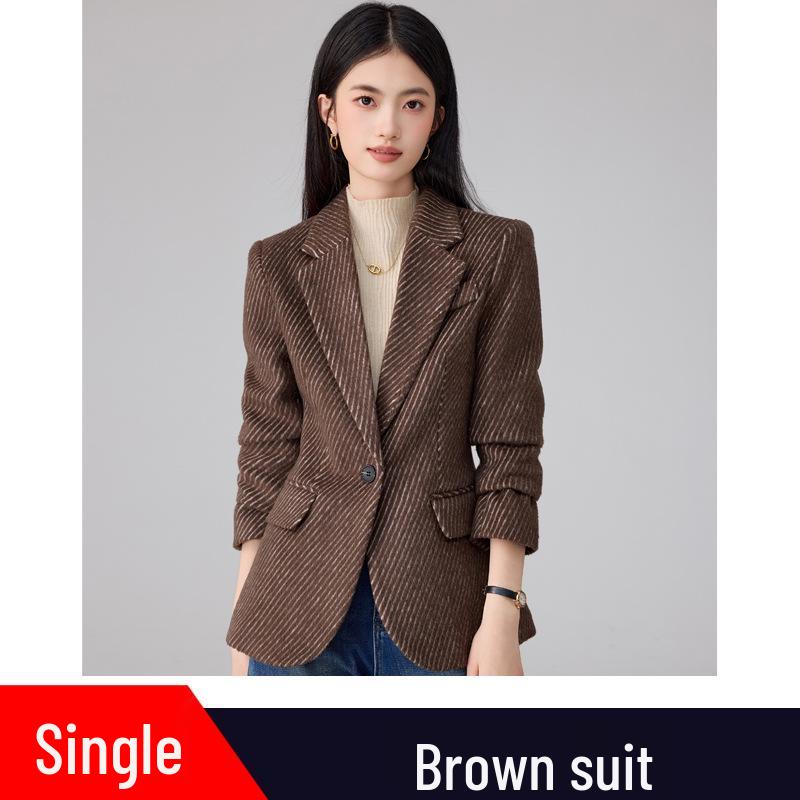 

Женский высококачественный шерстяной костюм-пальто - Коллекция Осень/Зима 2025 L