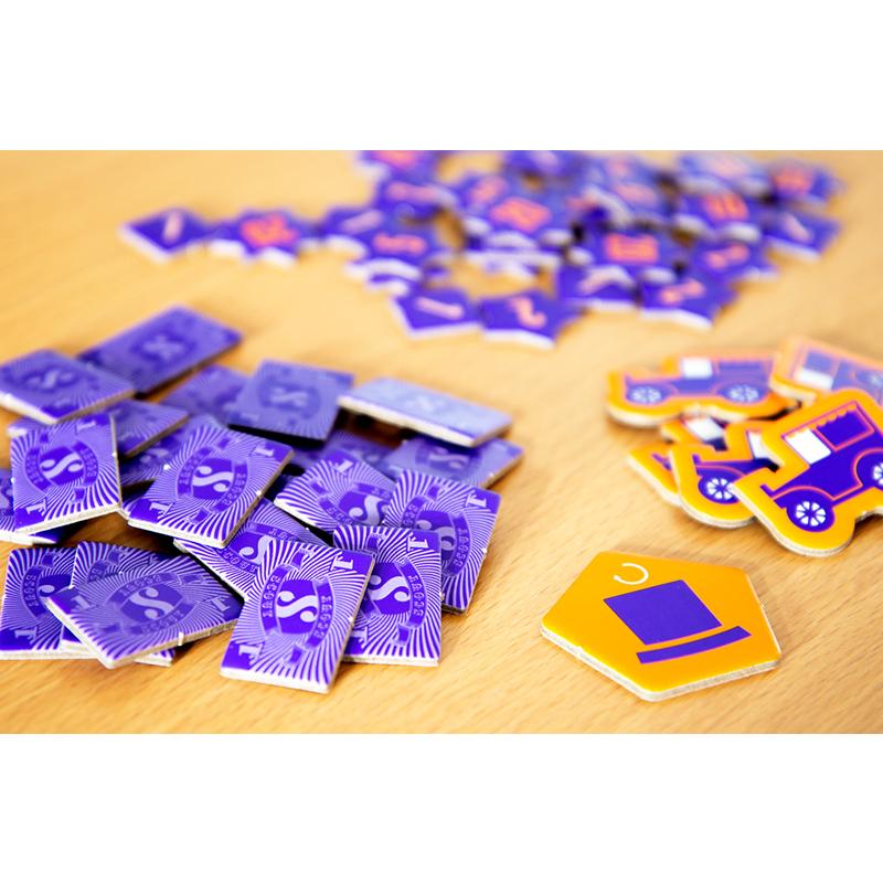 Upgrade your game night with the Circus Scout Poker Card Game – Perfect for language lovers and adventure seekers!