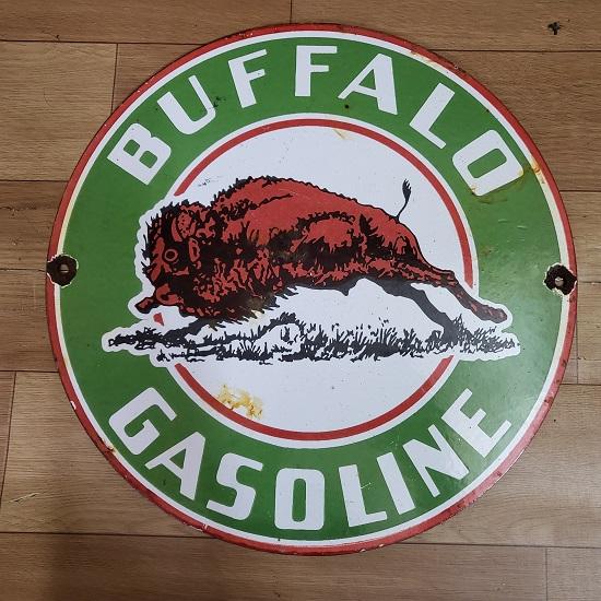 

Фарфоровая эмалированная табличка Buffalo Gasoline 12 дюймов, круглая, бывшая в употреблении