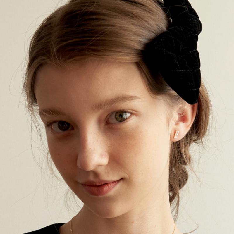 

TATIANA Rose Quilting Velvet Ribbon Hair Pin_HB0098 Black
