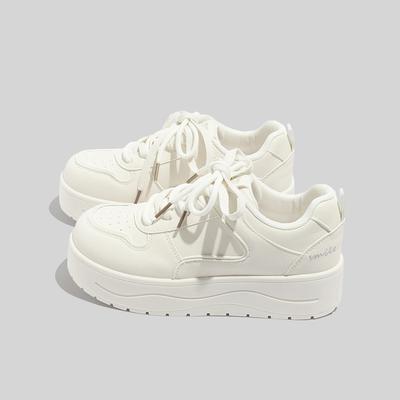 Belle Frühling neue atmungsaktive dicke Sohle leichte Sportschuhe lässige Boardingschuhe