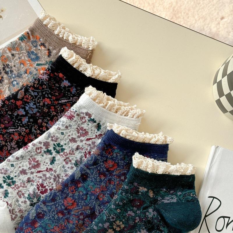 Spring And Summer Socks Japanese Retro Floral Lace Short Tube Women'S Socks Court Style Sweet Women'S Boat Socks Cotton