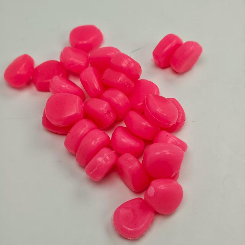 Černá Měkká Kukuřičná Peleta Potápivá Nástraha pro Rybolov Kaprů, Cejnů a Amurů